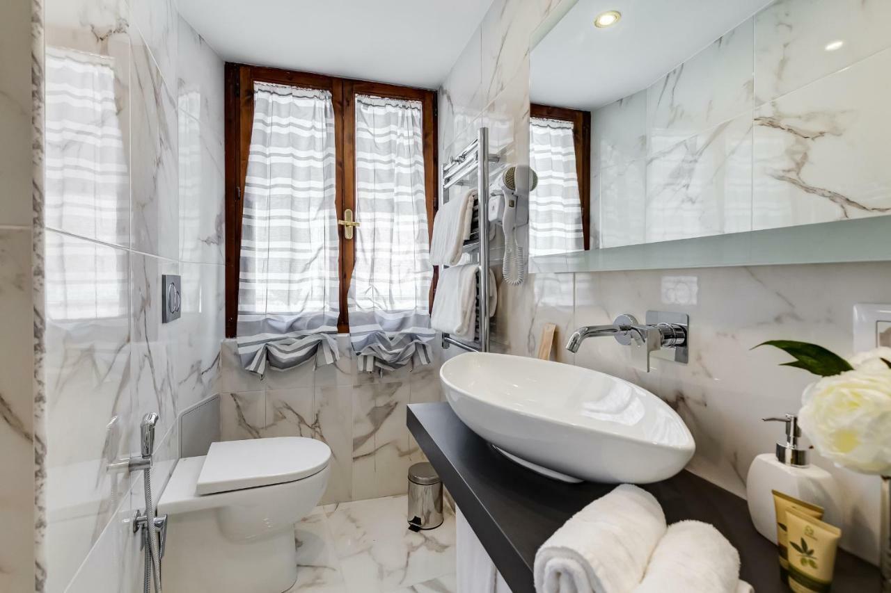 Trevi Private Suites By Premium Suites Collection Ρώμη Εξωτερικό φωτογραφία